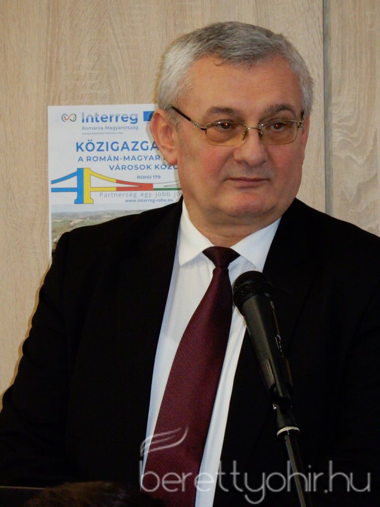 HURO Közigazgatási híd 20